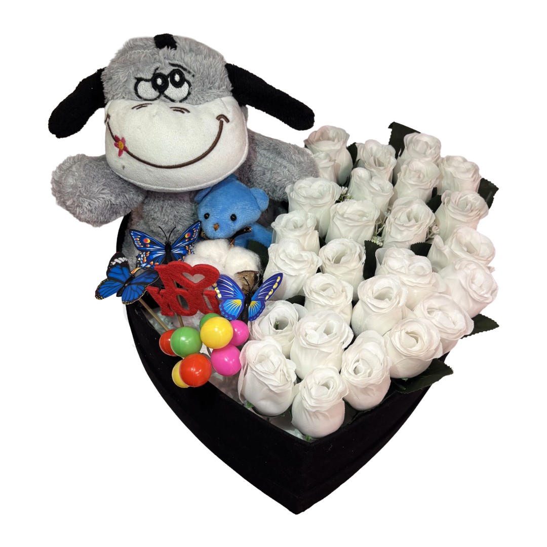 Beyaz Gul Buketi Sevimli Oyuncak Merhametli Kalp Hediye Sepeti - Uşak Çiçek Evi